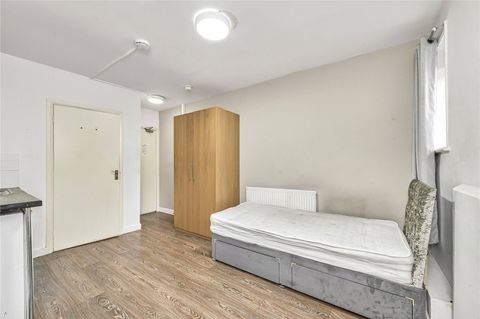 Coldharbour Lane, London SW9, Studio to rent
