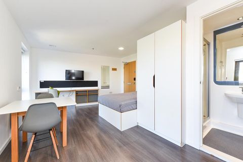 Great Crosshall Street, Liverpool L3, Room to rent