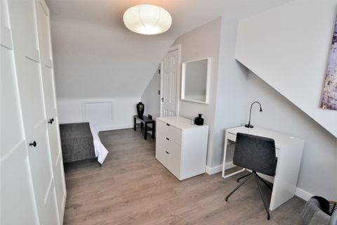 Stone Hill Road, Derby DE23, Room to rent