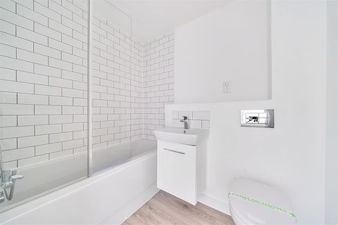 Dalton House, Derby DE1 – další