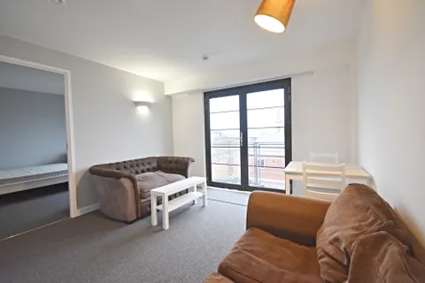 Apartment in Nottingham, The Park - View 5