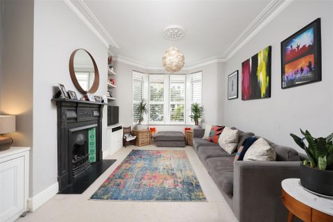 Brynland Avenue, Bristol BS7
