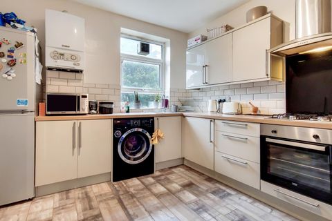 Verulam Avenue, London E17