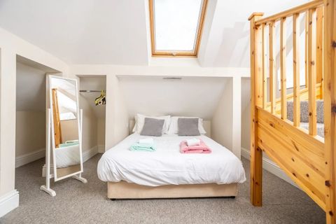 Newbridge Road, Newbridge, Bath, Somerset BA1 - View 2
