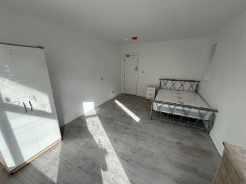 Scarsdale Road, Manchester M14