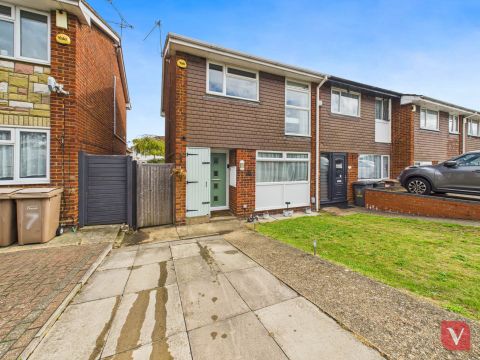 Rosedale Close, Luton LU3, 3 bed end terrace house for sale, £300,000 ...