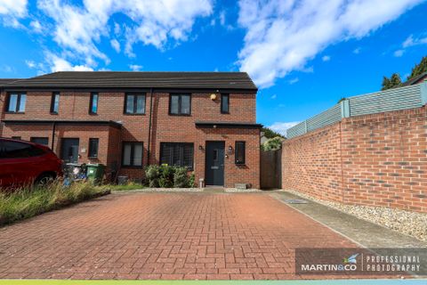 Boyce Way, St Edeyrns CF3