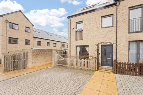 Lairdship Drive, Sighthill, Edinburgh EH11