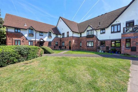 Osprey Close, West Drayton UB7