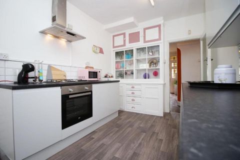 House in Cardiff, Penylan - View 2