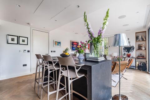 Gatliff Road, London SW1W