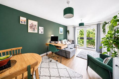 Effra Parade, London SW2