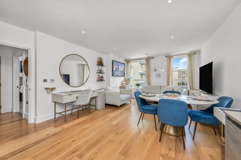 Harbourside Court, 4 Gullivers Walk SE8