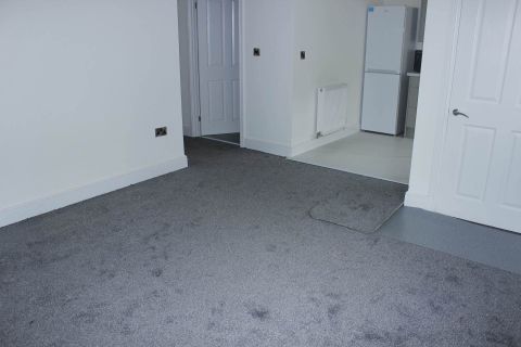 Apartment in Leicester, Latimer - View 2