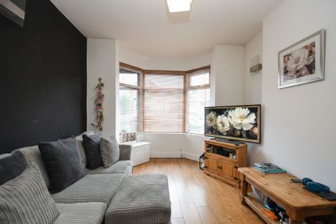 Winchester Road, Salford M6