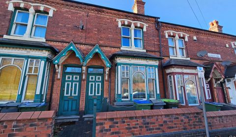 House in Sandwell, West Midlands - View 2