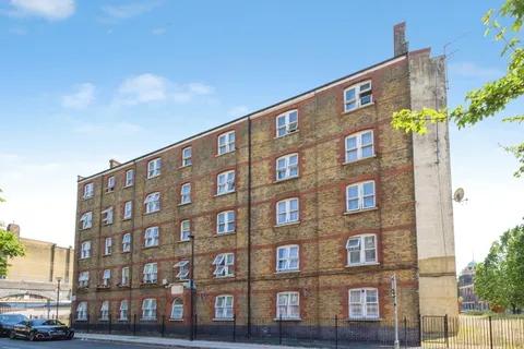 Pitsea Street, London E1, London E1