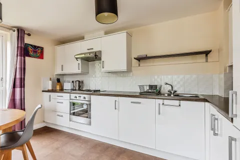 Apartment in Bristol, Bower Ashton, Ashton Gate - View 5