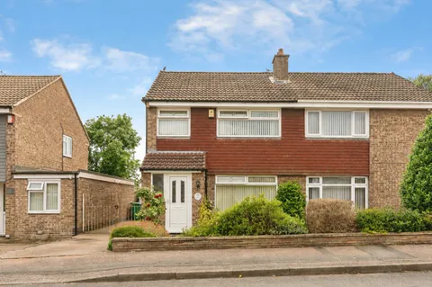 Roosa Close, Nottingham NG6, Nottingham NG6