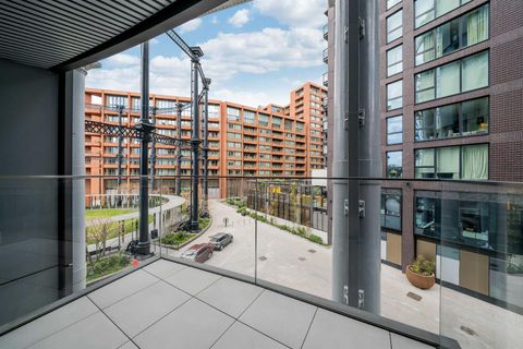 Lewis Cubitt Square, Kings Cross, London N1C