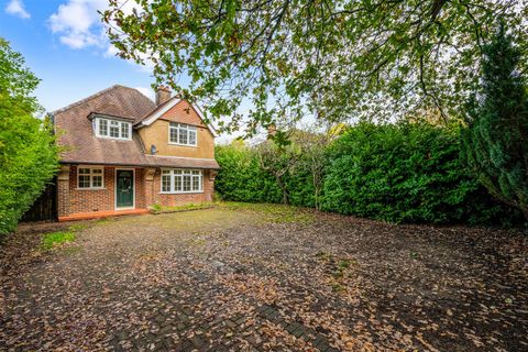 Green Lane, Lower Kingswood, Surrey KT20, 3 bed detached house for sale ...