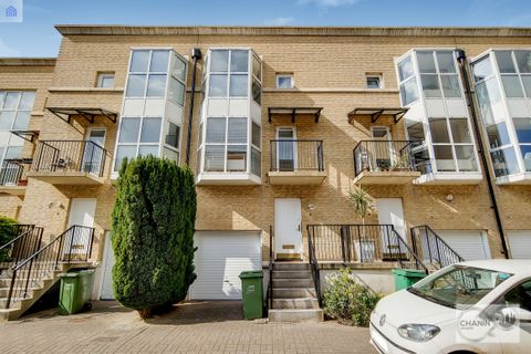 House Share, London SE16, Room to rent