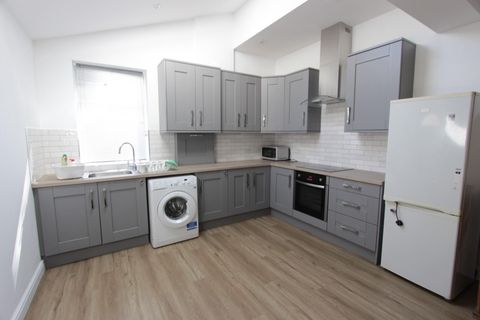 Hunter House Road, Sheffield S11