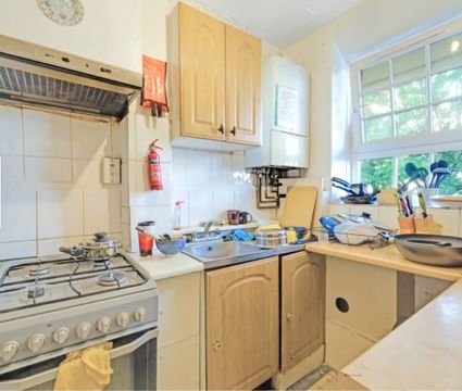 Apartment in London, London Borough of Tower Hamlets - More