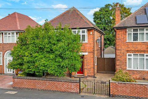 Valmont Road, Nottingham NG5