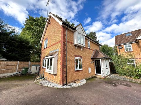 5 bed detached house for sale in Hill Top Rise, Langdon Hills, Basildon, Essex SS16, £550,000 ...