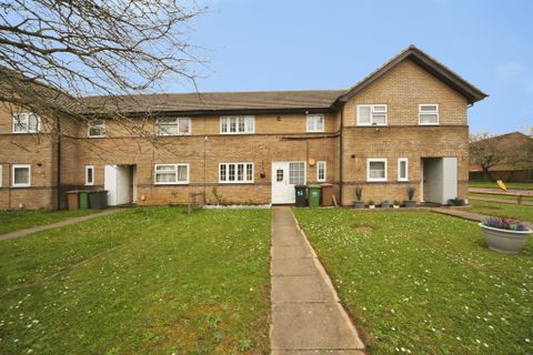 Holkham Close, Luton LU4, 3 bed terraced house for sale, £325,000 - Zoopla