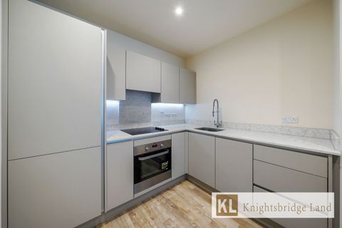 North End Hill, Wembley HA9