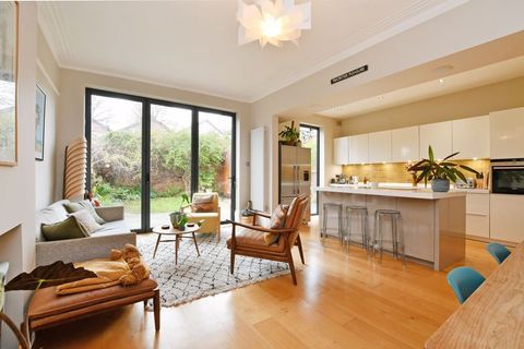 5 bed detached house for sale in Steade Road, Nether Edge, Sheffield S7