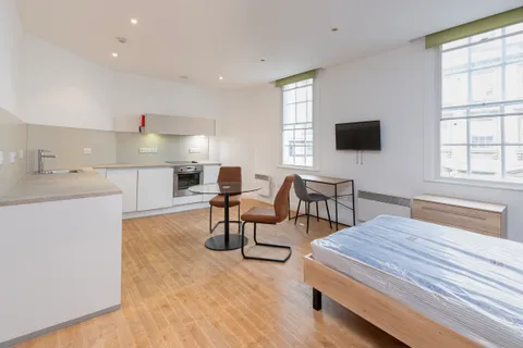 Apartment in Bath, Kingsmead - View 5