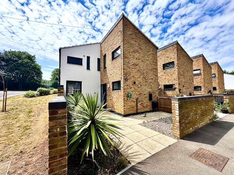princess-mary-avenue-sovereign-gate-development-brompton-chatham-me4
