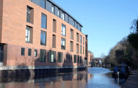 Apartment in Nottingham, Lenton, Nottinghamshire - View 2