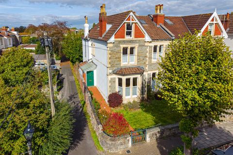 Henleaze Gardens, Henleaze, Bristol BS9