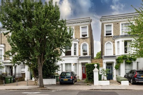 Boscombe Road, Shepherds Bush W12
