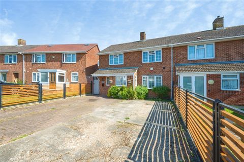 Kingsclere Avenue, Southampton, Hampshire SO19