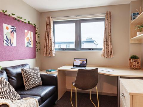 Apartment in Reading, Katesgrove, Coley - View 2