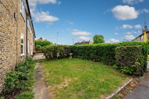 House in London Borough of Lewisham, Chinbrook - View 2