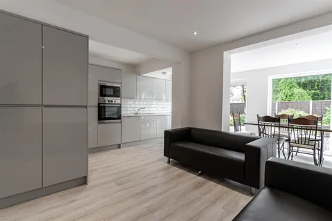 House in Birmingham, Selly Oak - View 5