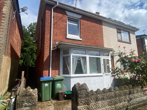 Hewitts Road, Freemantle, Southampton, Hampshire SO15