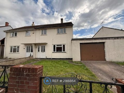 Hungerford Crescent, Bristol BS4