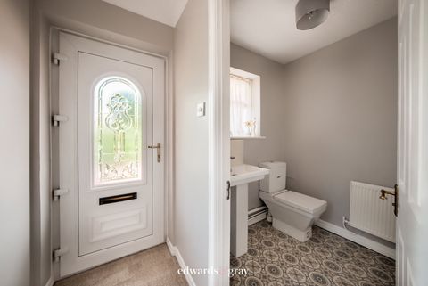 House in Sutton Coldfield, Wylde Green - More