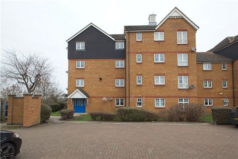Greenhaven Drive, London SE28
