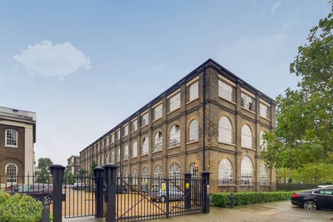 2 Bed Flat To Rent In Marlborough Road Woolwich London SE18 2 100 2 Bed Flat To Rent In Marlborough Road Woolwich London SE18 2 100