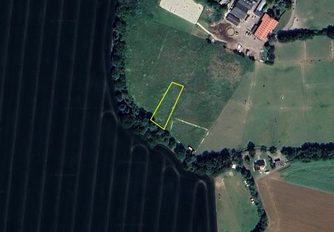 High Roding Cm6 High Roding, Dunmow CM6, Land for sale, £50,000 - Zoopla