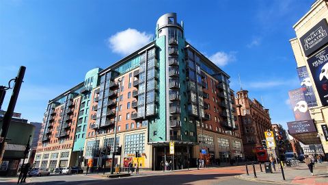 W3, 51 Whitworth St West M1