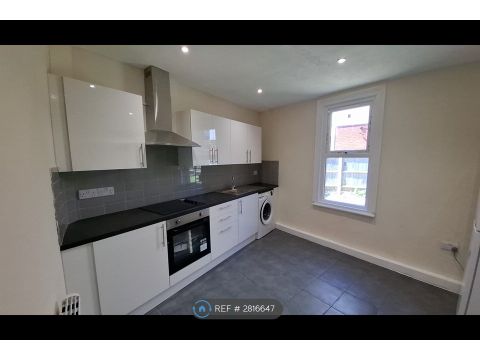 Clarendon Road, London SW19